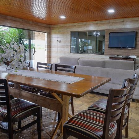 Casa De Campo - 15 Minutos Das Cataratas E Aeroporto - Piscina Com Agua Salgada E Muito Espaco Ao Ar Livre Foz do Iguaçu Exterior foto